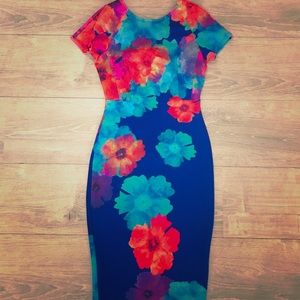 Felicity & Coco floral print pencil dress🔥